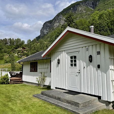 Dalhus - House In The Valley Norddal Extérieur photo